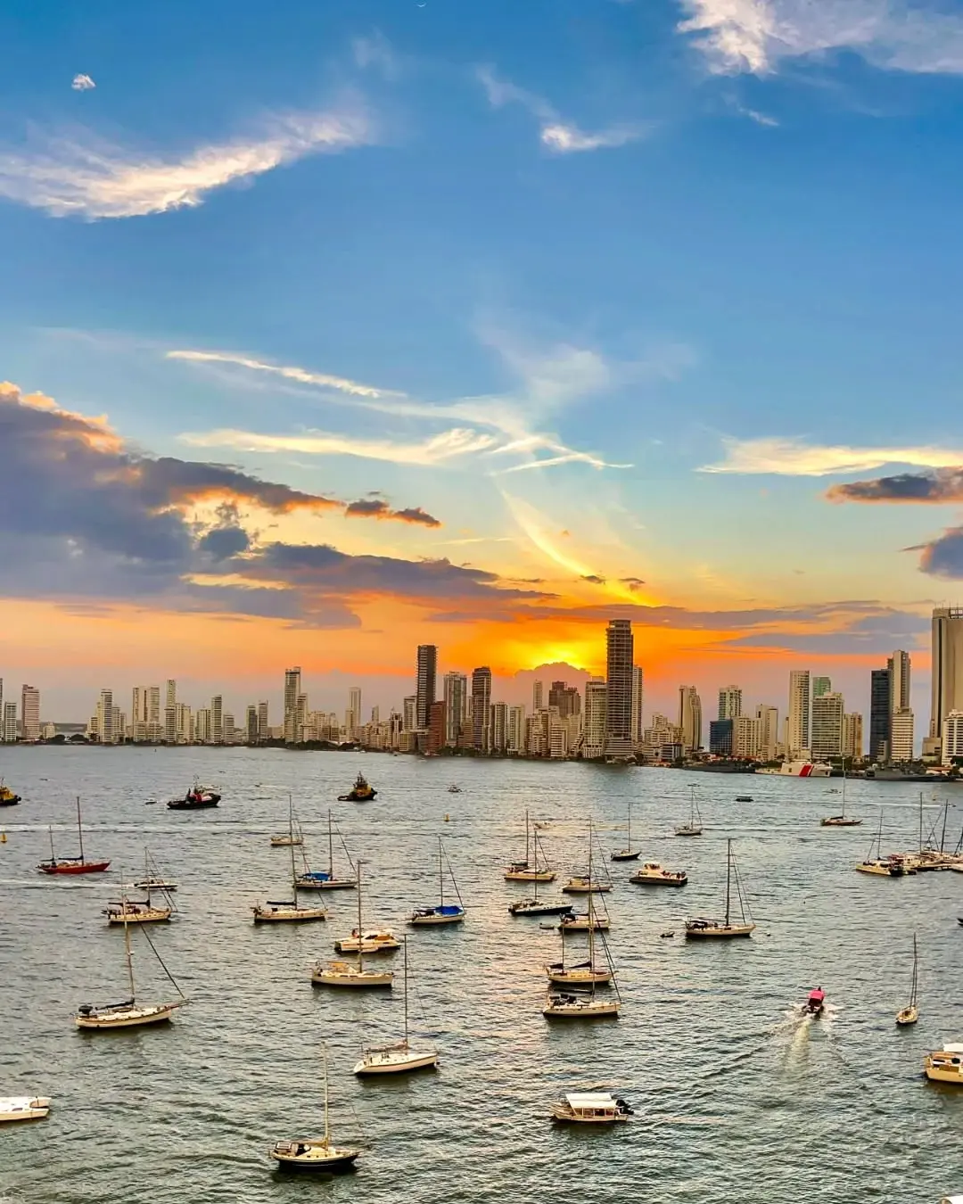 Atardecer en la Bahia